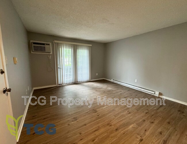 Foto del edificio - 2406 Marquette Road