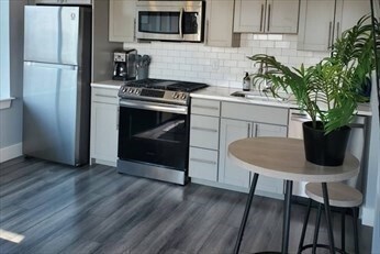 Primary Photo - 55 W Fifth St