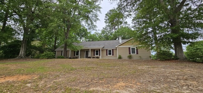 Building Photo - 1117 Appian Way