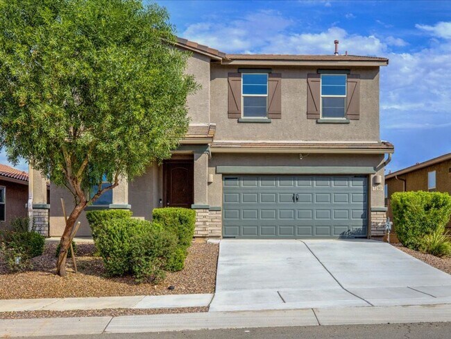 Photo - LA ESTANCIA!!  2 STORY HOME!!4 Bedroom 2.5...