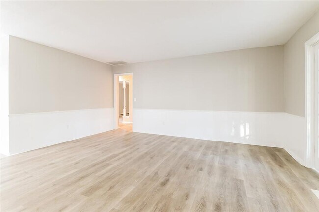 Foto del edificio - 5012 SE 53rd St