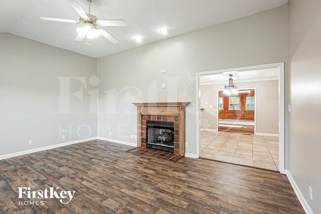 Building Photo - 1362 Archer Pl