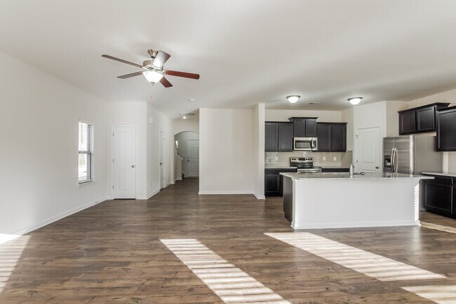 Building Photo - 4310 Drifter Dr