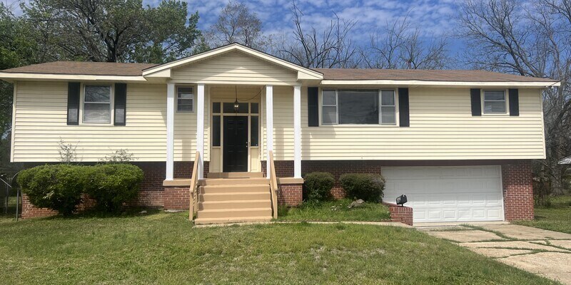Primary Photo - 1422 Flamingo Ln