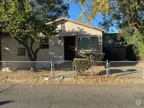 Building Photo - 711 Ellis Way