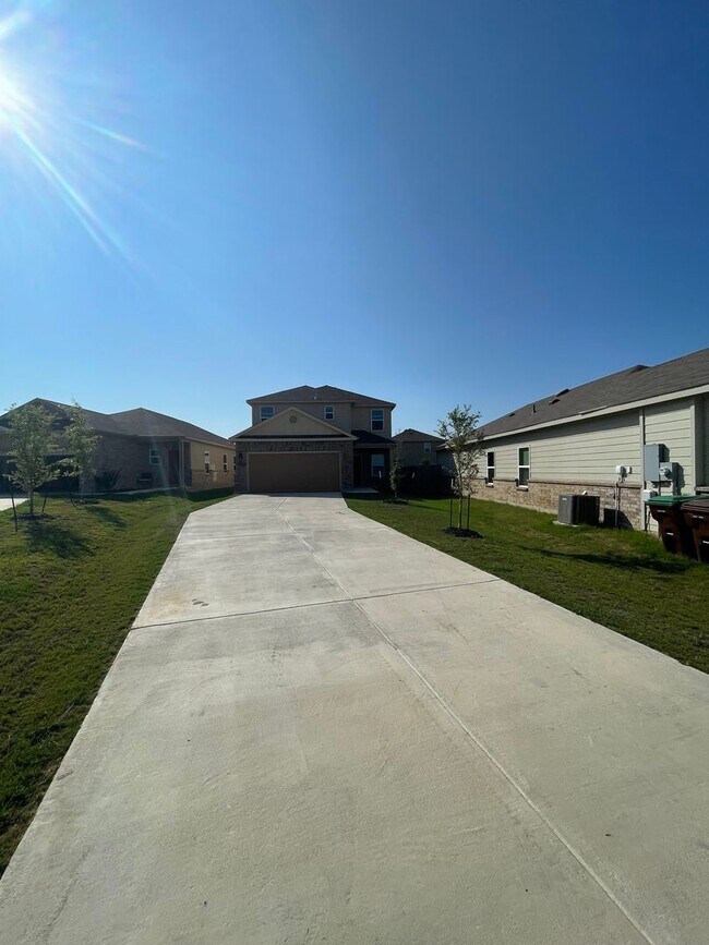 Foto del edificio - 12928 Candace Wy
