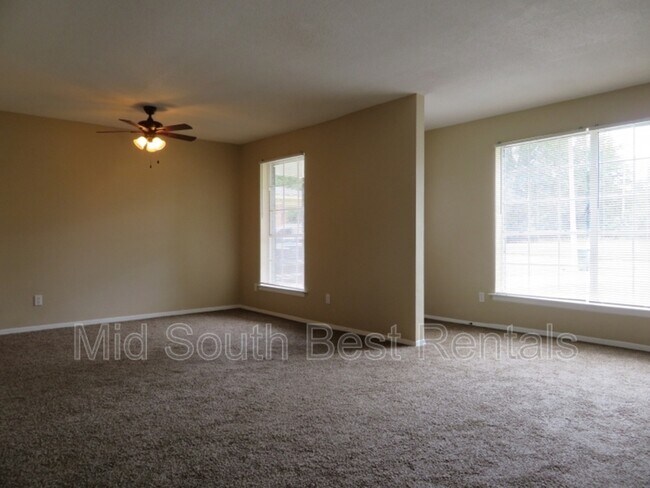 Foto del edificio - 3193 Ashwood St