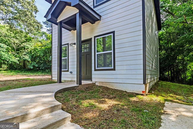 Building Photo - 115 Emily St