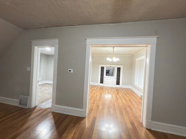 Foto del edificio - 1511 Indiana Ave