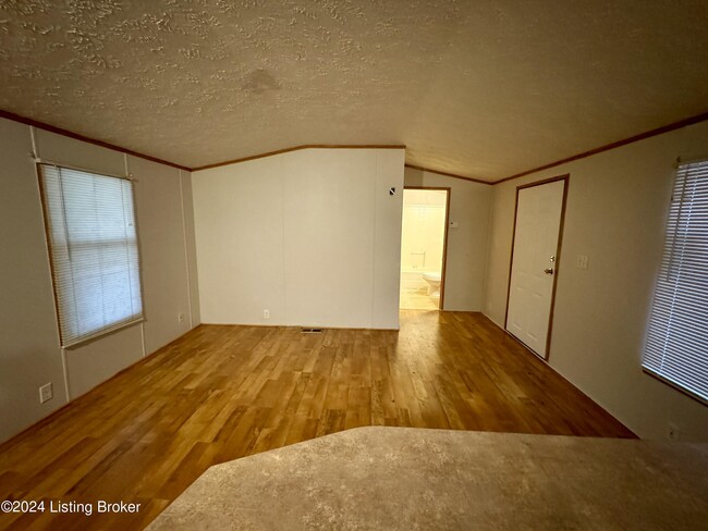 Building Photo - 2893 Mulberry St