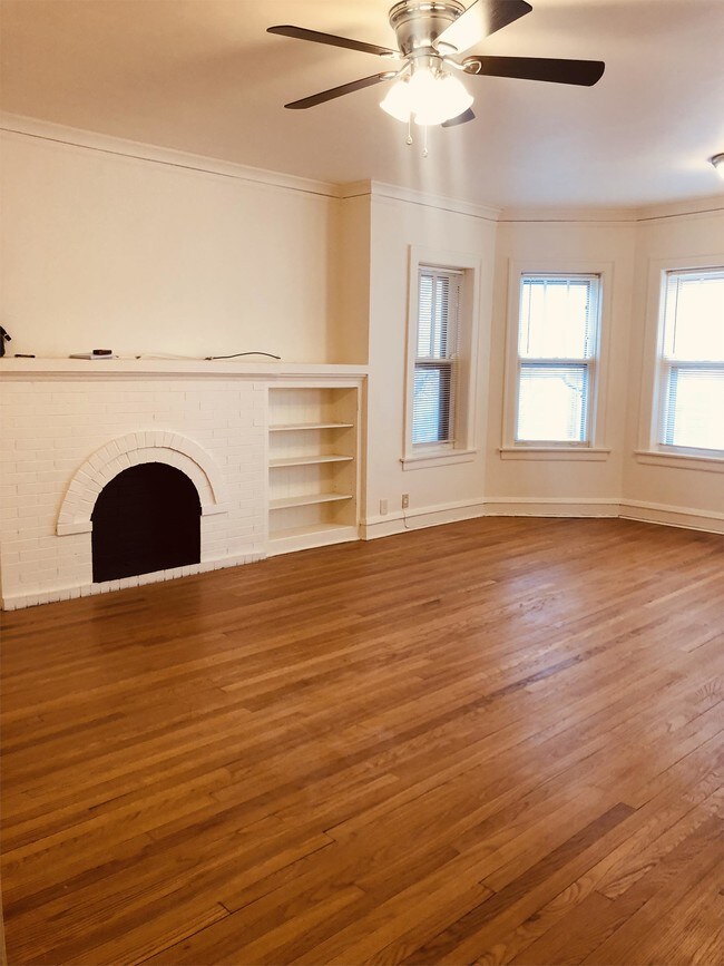 Foto del edificio - 6937 S Merrill Ave