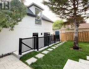 Building Photo - 104 Frankdale Ave