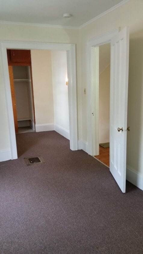 Photo - 116 Trinity Place, Westcott Area, Close to SU, 4 Bedroom House