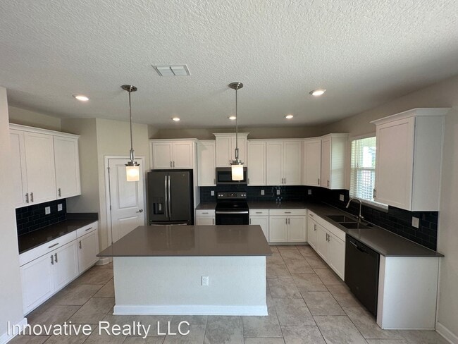 Building Photo - 5 br, 4 bath House - 4920 Lotta Ct.