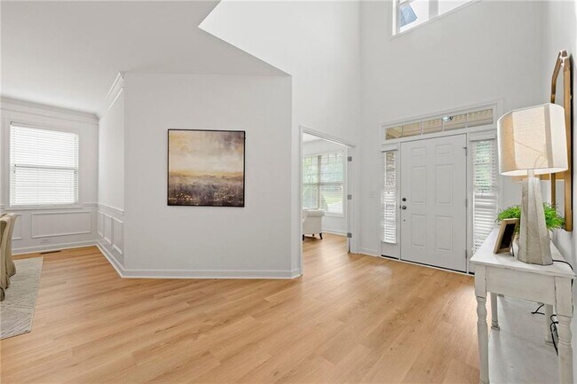 Building Photo - 325 Cranbrooke Cir