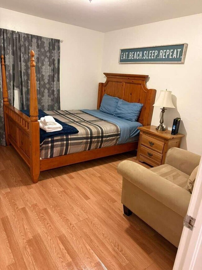 Foto del edificio - 905 Palm Beach Trace Dr