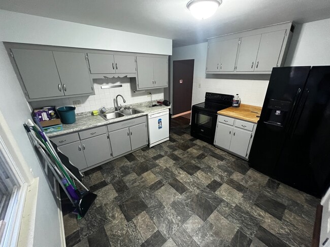 Foto del edificio - 2108 Oaklawn Ave