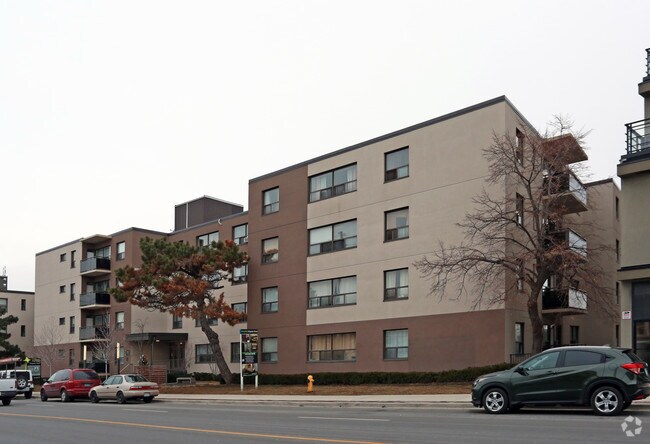 Photo du bâtiment - 1150 Kingston Rd
