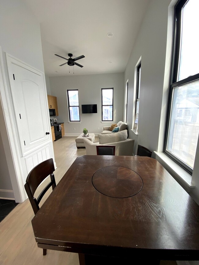 Entrance view - 740 Desire St
