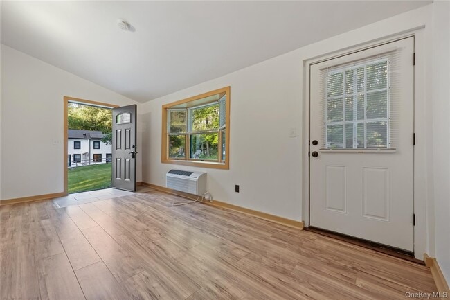 Building Photo - 1300 NY-22