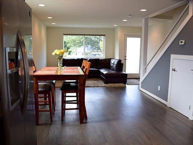 Foto del edificio - Magnolia Townhome