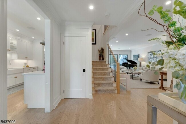 Foto del edificio - 224 Barnstable Dr