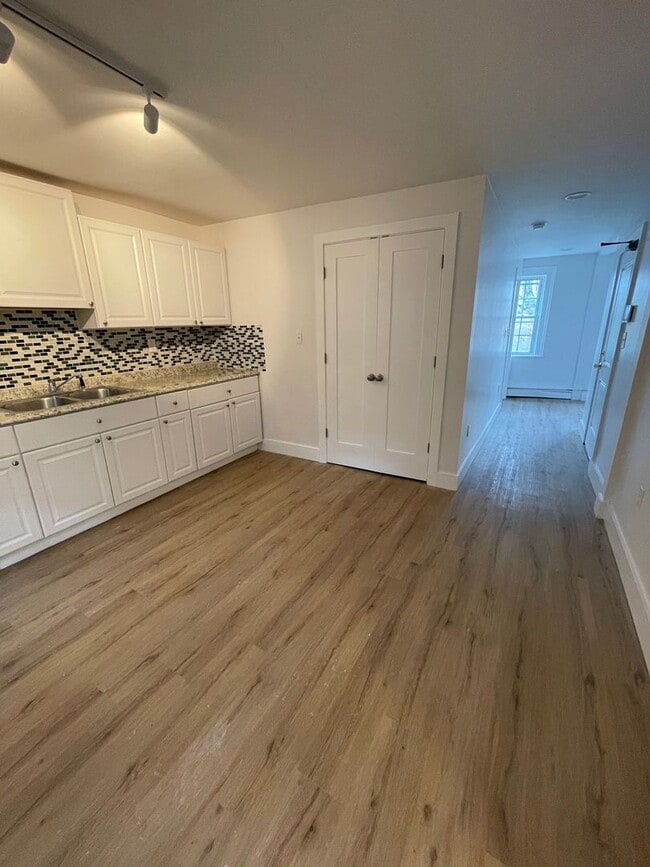 Foto del edificio - 305 Liberty St