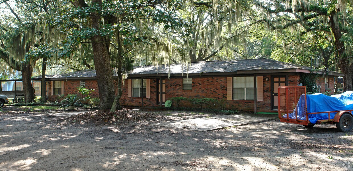 1713 Kentucky Ave, Lynn Haven, FL 32444 Apartments in Lynn Haven, FL