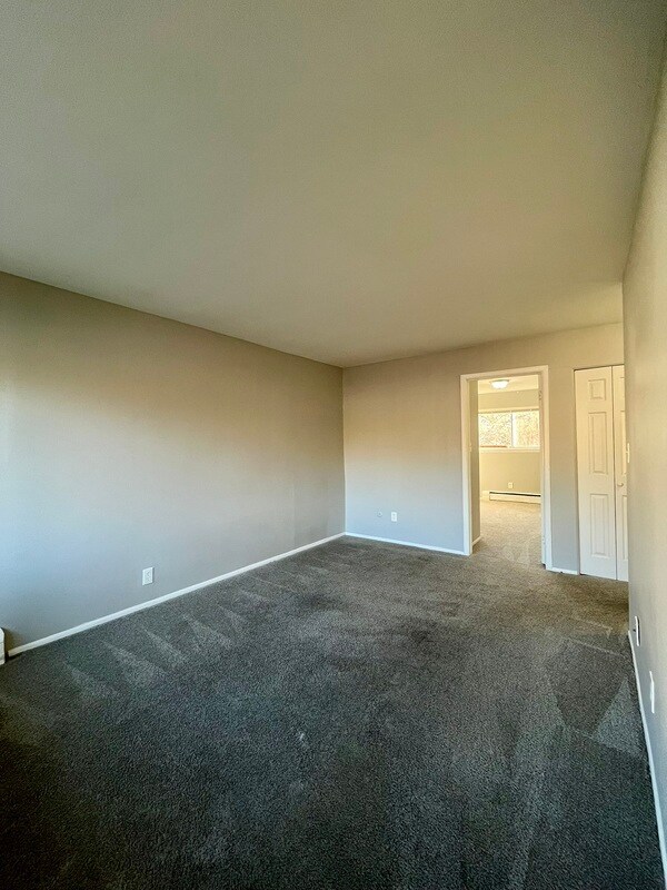 Foto del edificio - 1750 St Johns Blvd