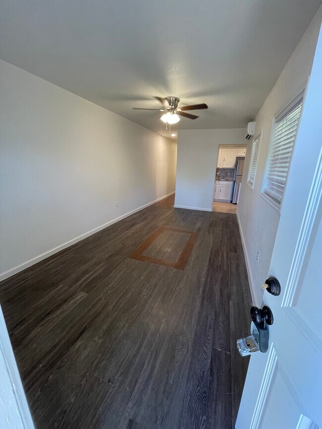 Foto del edificio - 1606 W Hollywood Ave