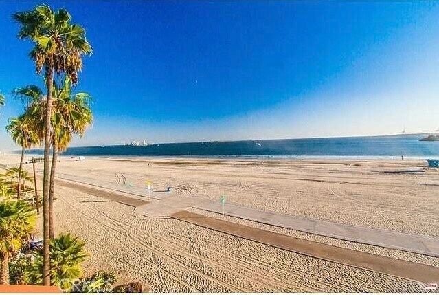 Foto del edificio - 1174 E Ocean Blvd