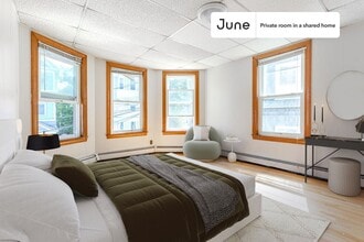 Building Photo - Room in Shared 5 bed/1 bath home