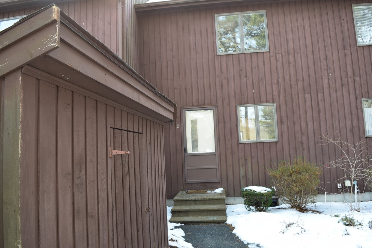 KIngsbury C-4 - 193 Camp St