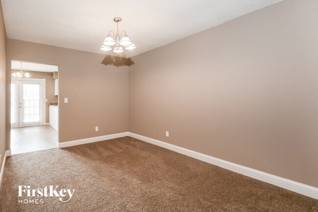 Building Photo - 14641 Arpent Ln