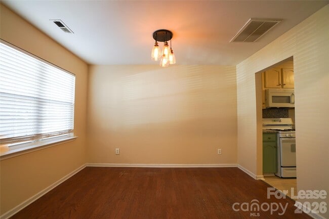 Foto del edificio - 214 Howe St