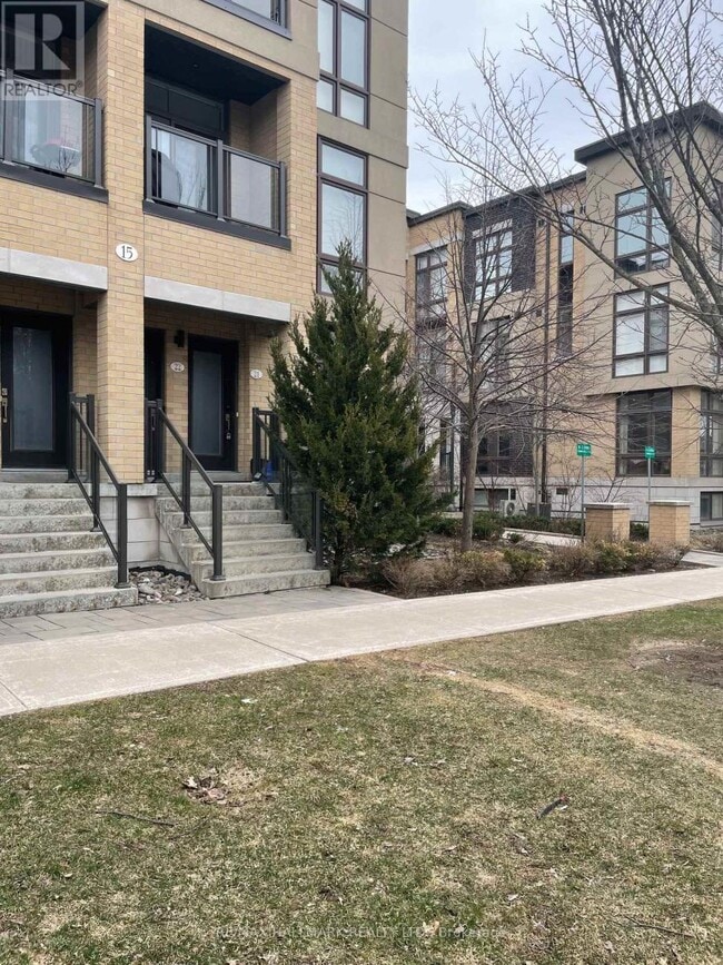 Building Photo - 15 Eldora Ave