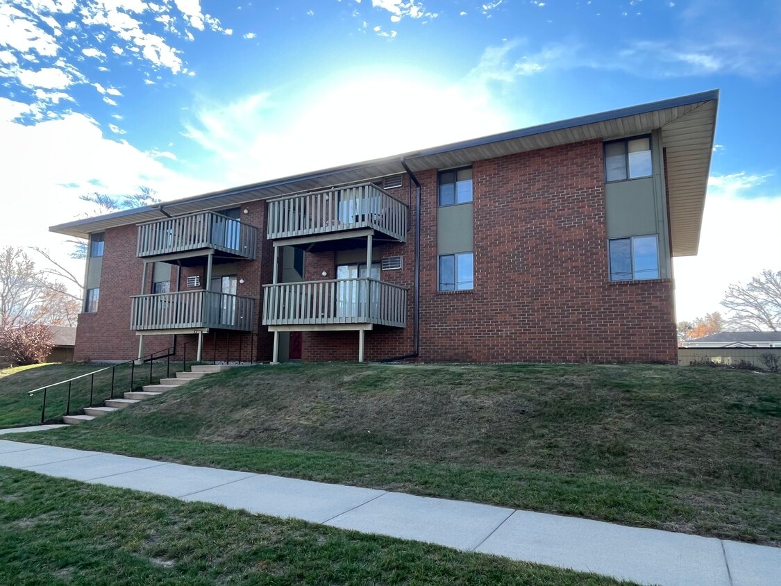 Foto principal - Lakeview Apartments