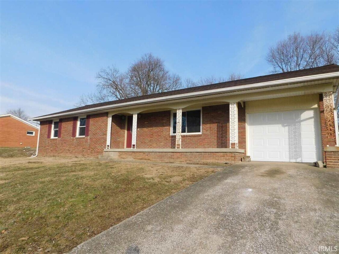 1225 Stratford Dr, Boonville, IN 47601 House Rental in Boonville, IN