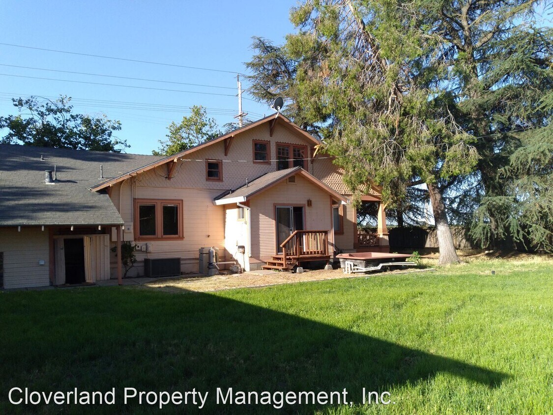 Foto principal - 4 br, 3 bath House - 8016 N. Winton Way
