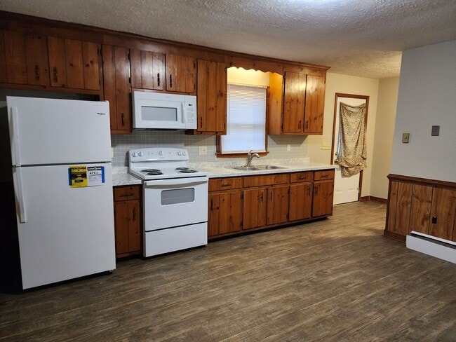 Foto del edificio - 3 Bedroom 1.5 Bath Rancher in Henrico County!
