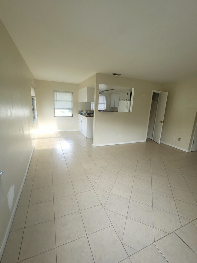 Foto del edificio - 228 Pleasant Grove Rd