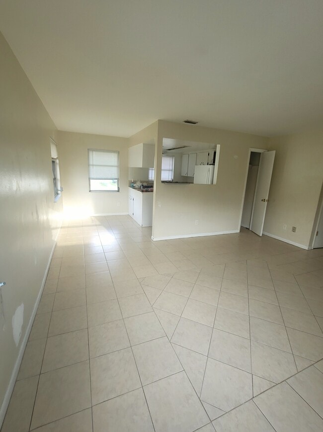 Building Photo - 228 Pleasant Grove Rd
