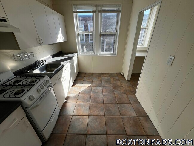 Foto del edificio - 518 Cambridge St