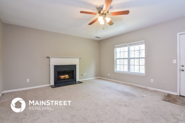 Foto del edificio - 4048 Waldrop Hills Dr