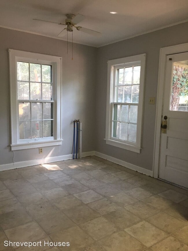 Building Photo - 2 br, 1 bath House - 247 East Ratcliff