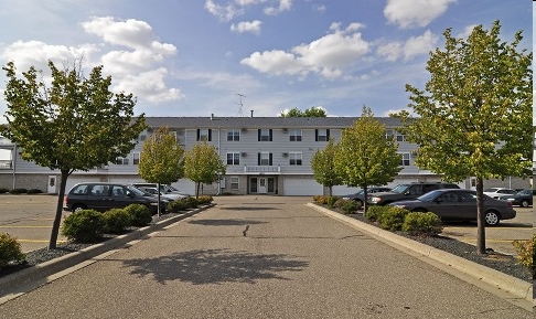 Building Photo - Orchard Court