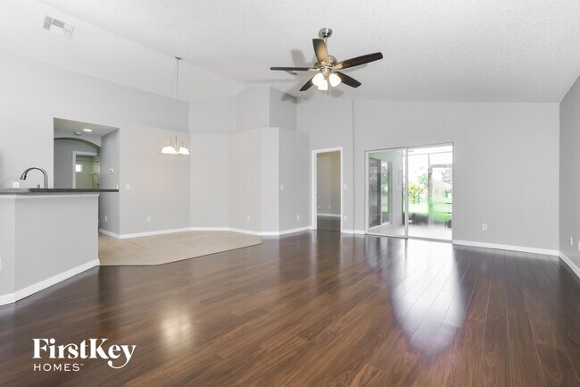 Foto del edificio - 5374 Florence Harbor Dr