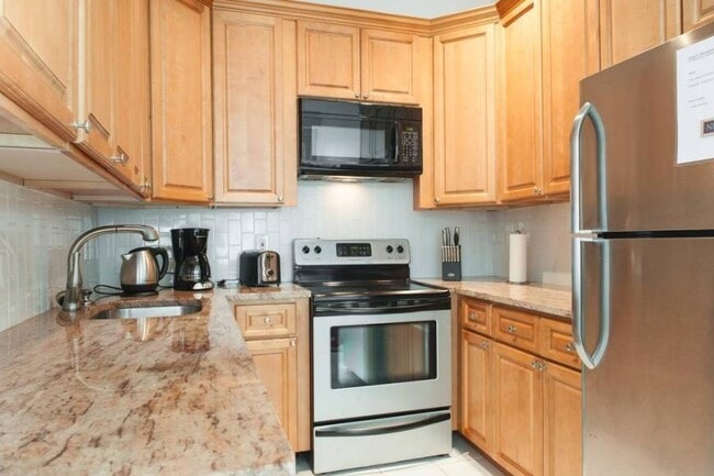 Building Photo - 2 bedroom in NEW YORK NY 10004
