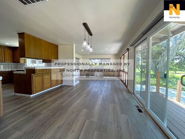 Foto del edificio - 11740 Tam O'Shanter Dr