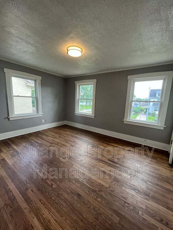 Foto del edificio - 1620 Spencer St